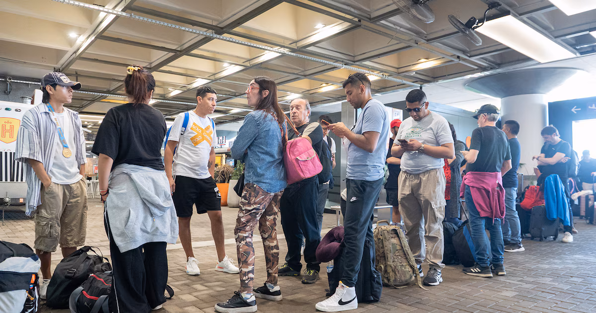 Caos en Aeroparque por el segundo paro de controladores aéreos y demoras masivas