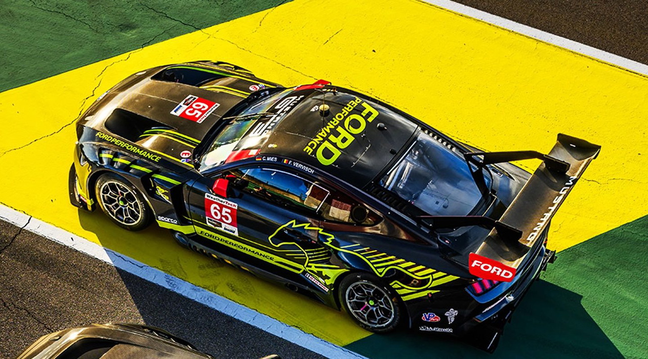 Un Mustang GT3 de “Carbono Líquido”: Ford Performance presenta una decoración especial en la IMSA