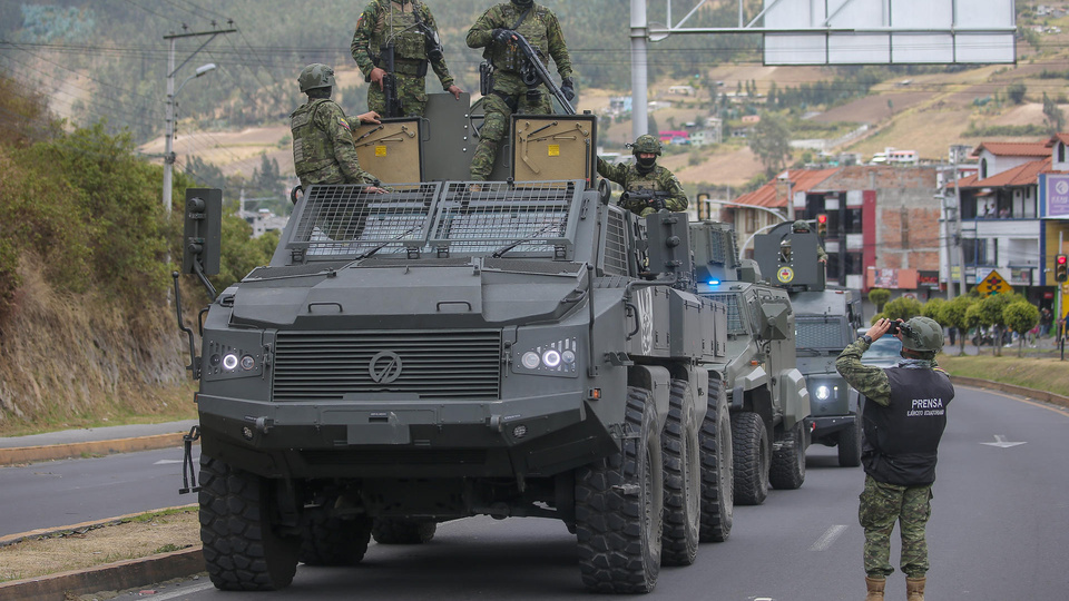 El Fantasma del Paro Histórico: Noboa Responde con Militares a la CONAIE y Abre la Crisis con el Rastro de Sangre en Imbabura