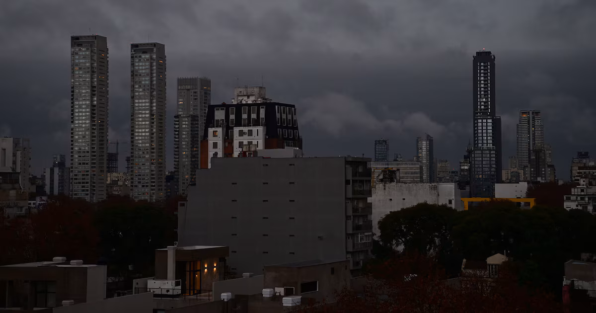 La Tormenta de Santa Rosa se extiende: siete provincias bajo alerta amarilla por tormentas